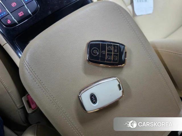 Kia The New Carnival id 4795017 из Кореи 7