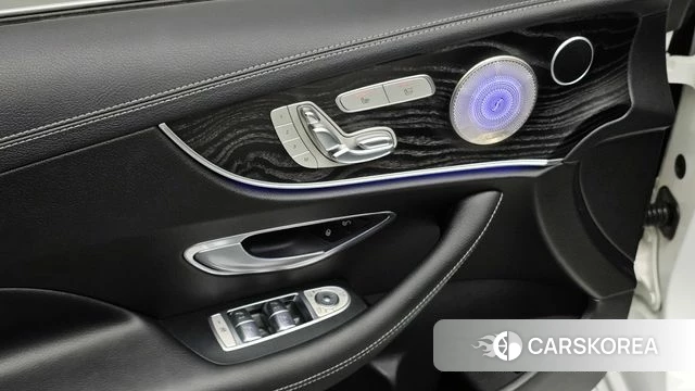 Mercedes-Benz E-Class W213 id 4294945 из Кореи 7