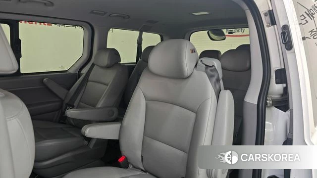 Hyundai The New Grand Starex id 4943845 из Кореи 7
