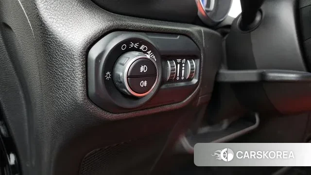 Jeep Wrangler (JL) id 3484950 из Кореи 7