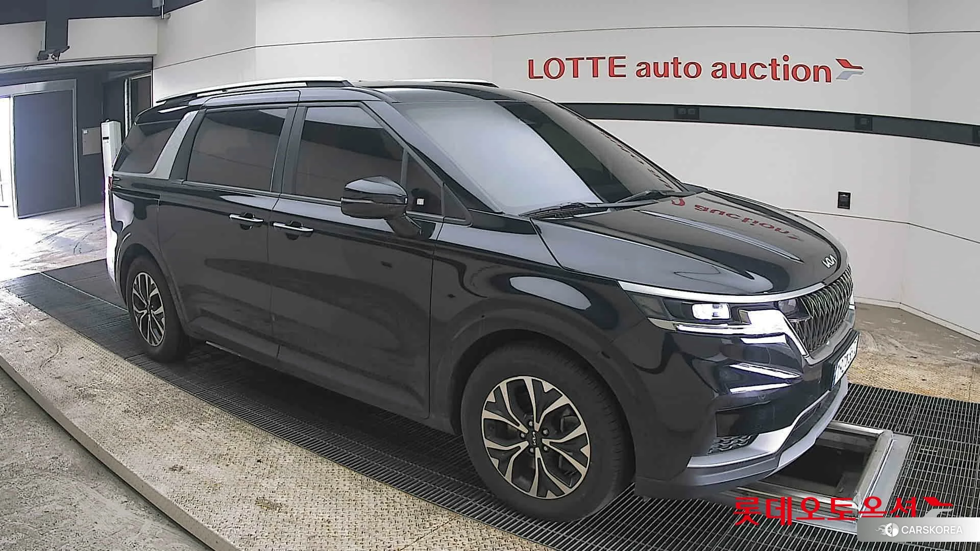 Kia Carnival id 3888413 из Кореи 7