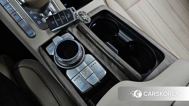 Genesis G90 id 3954267 из Кореи 7