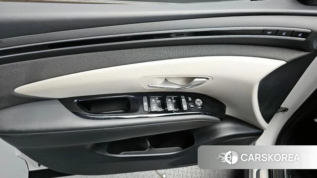 Hyundai Tucson (NX4) id 3885108 из Кореи 7