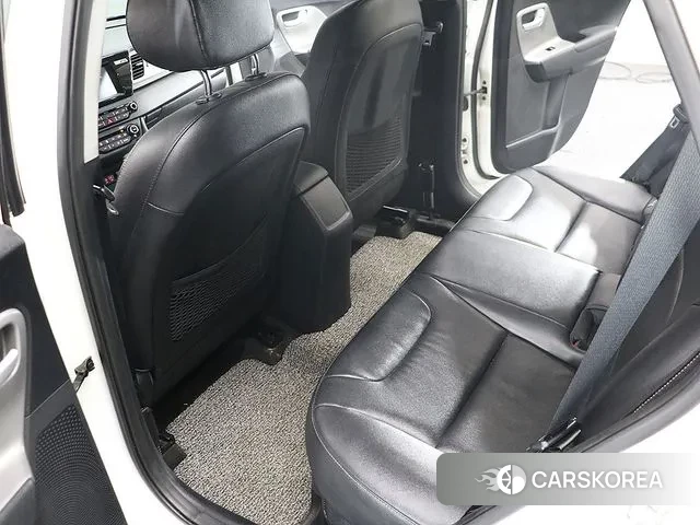 Kia Niro id 3480031 из Кореи 7