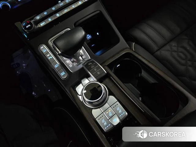 Genesis G90 id 4765198 из Кореи 7