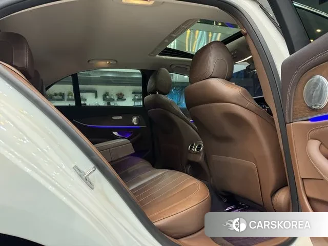 Mercedes-Benz E-Class W213 id 3429162 из Кореи 7