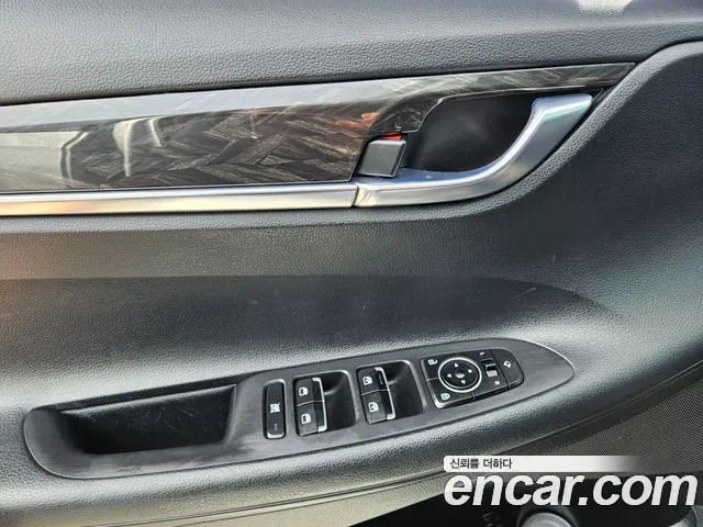 Hyundai Grandeur IG id 2434032 из Кореи 7