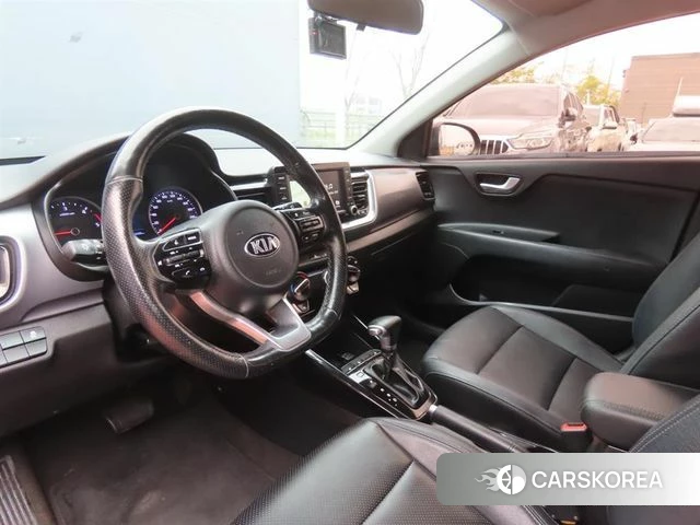 Kia Stonic id 3982221 из Кореи 7