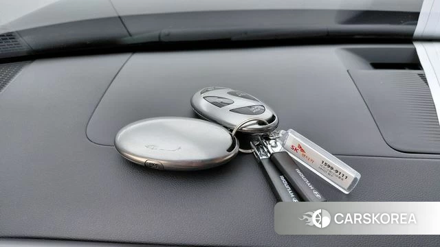 Hyundai Grandeur (GN7) id 4893273 из Кореи 7
