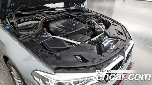 BMW 5 Series (G30) id 2684912 из Кореи 7