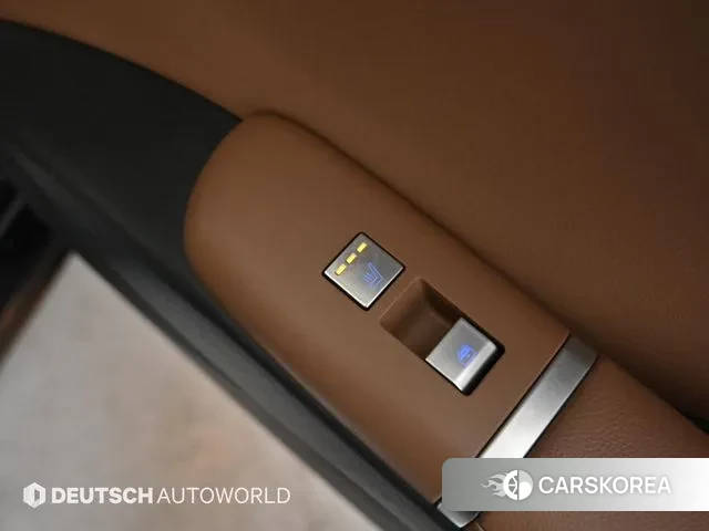 Hyundai Grandeur (GN7) id 3614786 из Кореи 7