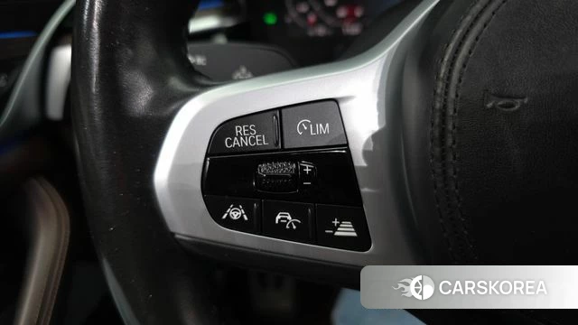 BMW 5 Series (G30) id 4872839 из Кореи 7
