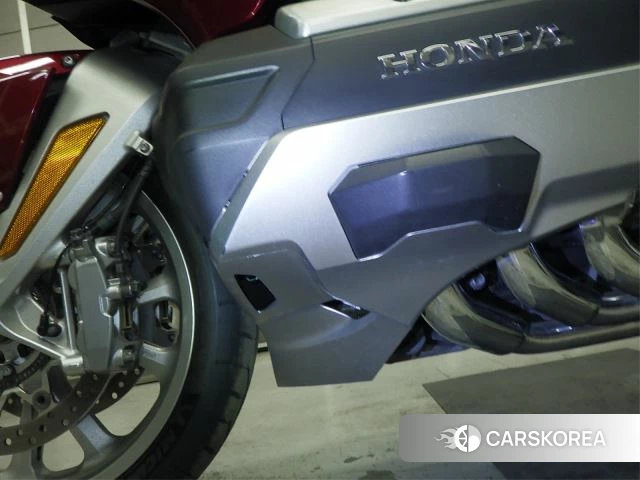 Honda GL1800 TOUR DCT id 4030592 из Японии 7