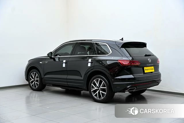 Volkswagen Touareg id 3908306 из Китая 7