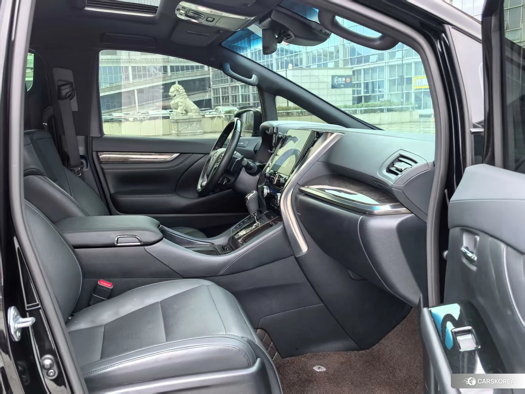 Toyota Alphard id 4467387 из Китая 7