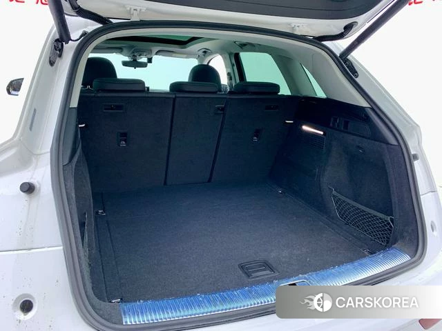 Audi Q5L id 4273582 из Китая 7