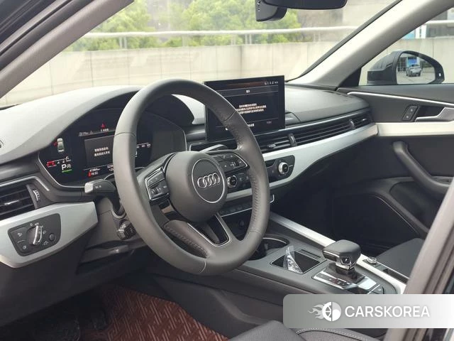 Audi A4L id 4299414 из Китая 7