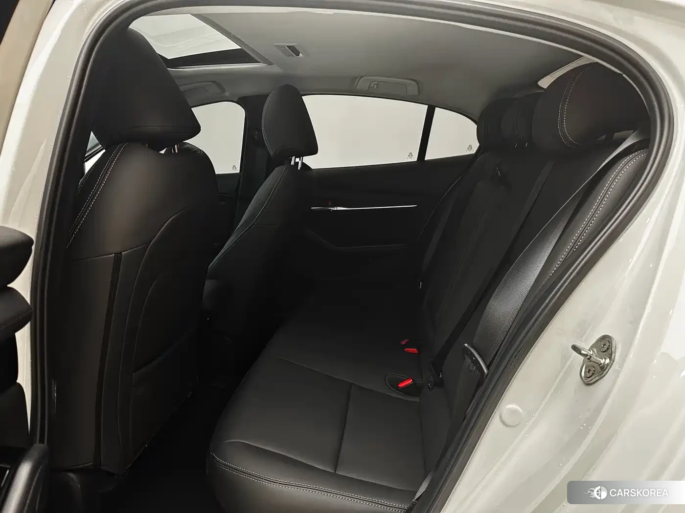 Mazda 3 id 4576495 из Китая 7