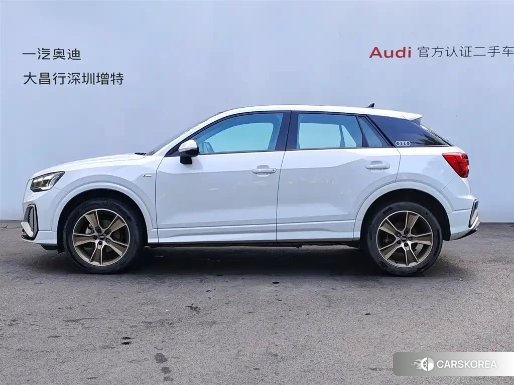 Audi Q2L id 4599724 из Китая 7