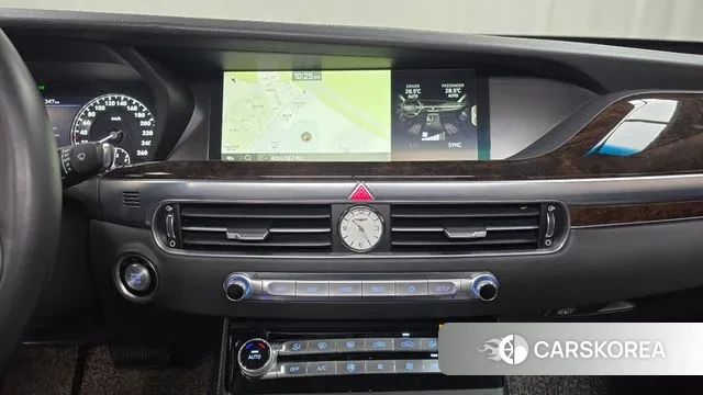 Genesis G90 id 3583199 из Кореи 7