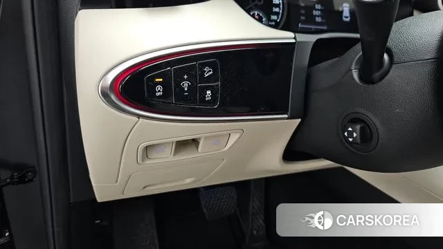 Genesis GV70 id 3195820 из Кореи 7