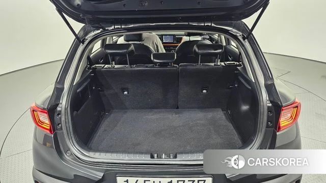 Kia Stonic id 3925153 из Кореи 7