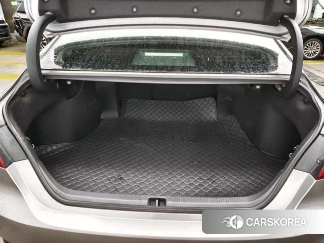 Toyota Camry id 4353664 из Китая 7
