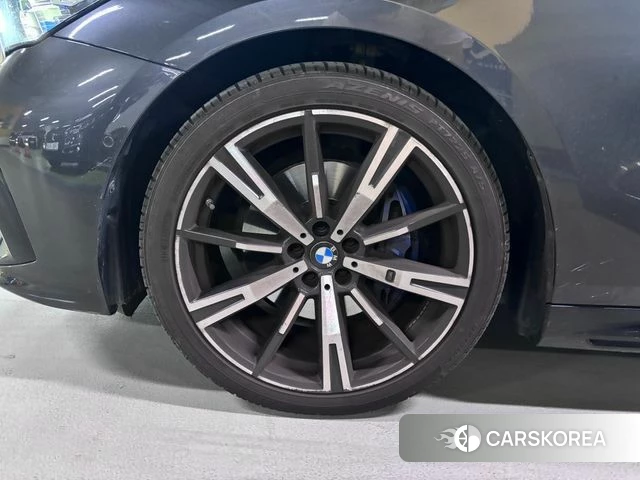 BMW 5 Series (G60) id 4842471 из Кореи 7