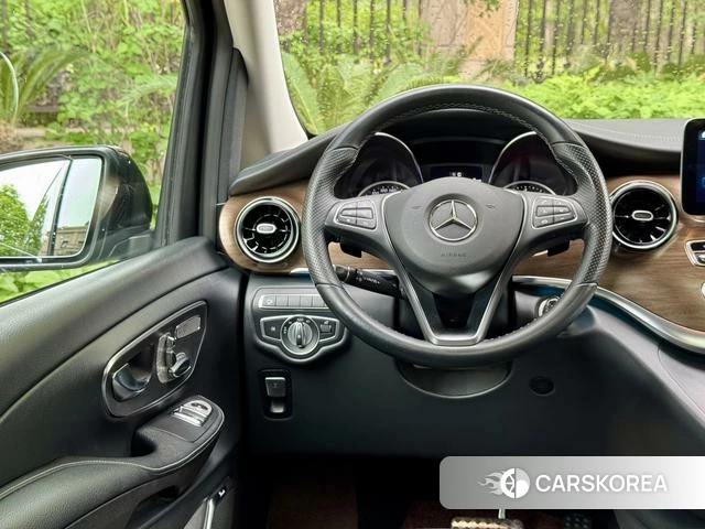 Mercedes-Benz V-class id 4387339 из Китая 7