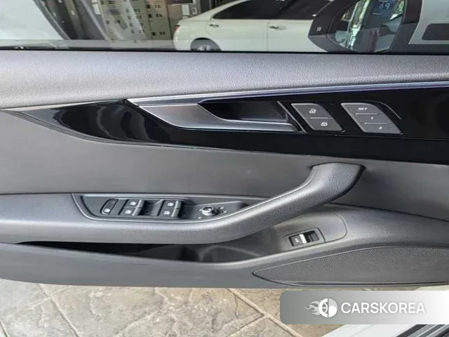 Audi A4 (B9) id 3028436 из Кореи 7