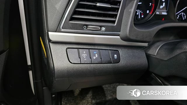 Hyundai Avante AD id 4363379 из Кореи 7
