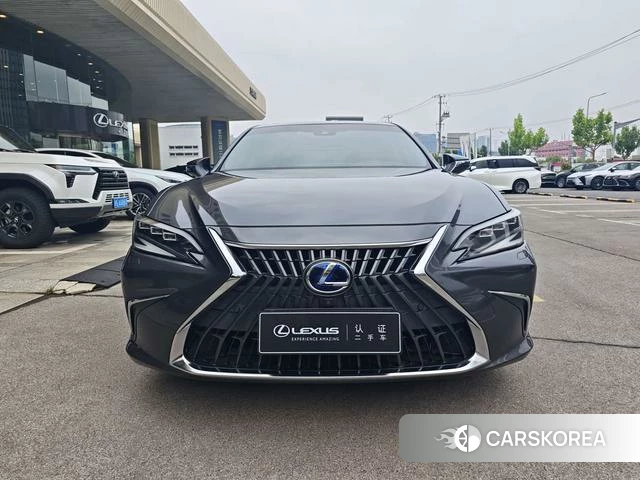 Lexus ES id 4353785 из Китая 7
