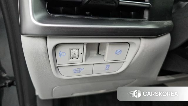 Hyundai Grandeur (GN7) id 4428190 из Кореи 7