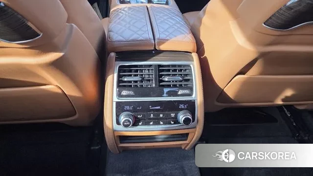 BMW 7 Series (G11) id 3600524 из Кореи 7