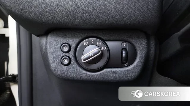 Mini Cooper D Clubman id 2995029 из Кореи 7