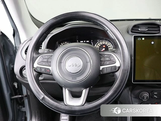 Jeep Renegade id 3808302 из Кореи 7