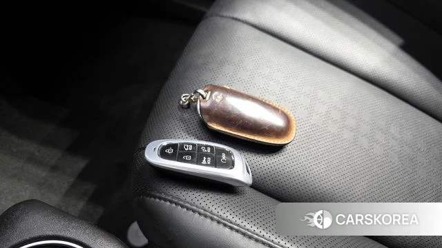 Hyundai Ionic 5 id 4741229 из Кореи 7