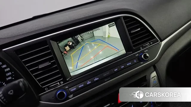 Hyundai Avante AD id 3766882 из Кореи 7