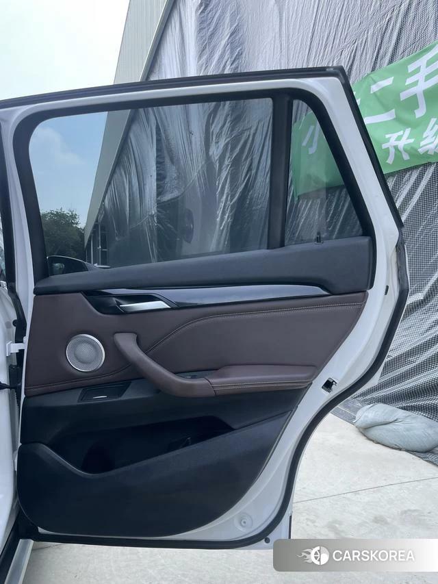 BMW X1 id 4273742 из Китая 7