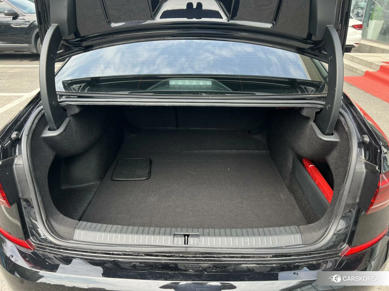 Volkswagen Passat id 4413339 из Китая 7