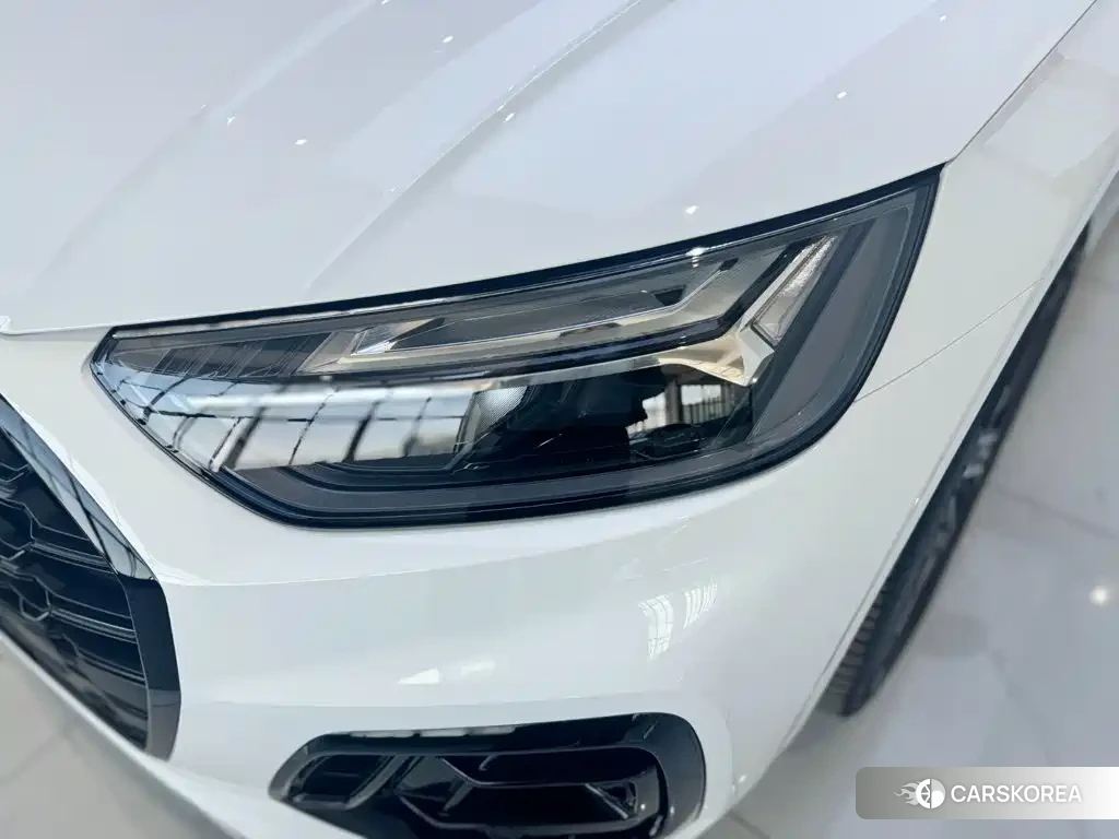 Audi Q5L id 4679651 из Китая 7