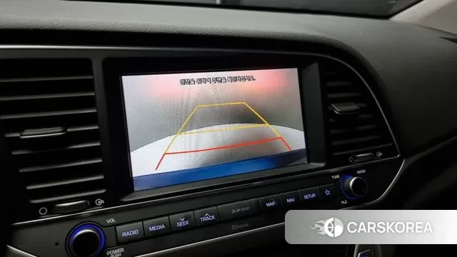 Hyundai Avante AD id 3429606 из Кореи 7