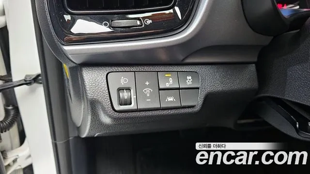 Kia Stonic id 2928494 из Кореи 7