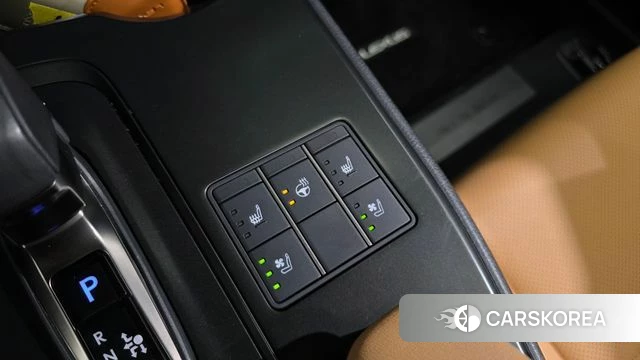 Lexus UX300h id 4516345 из Кореи 7