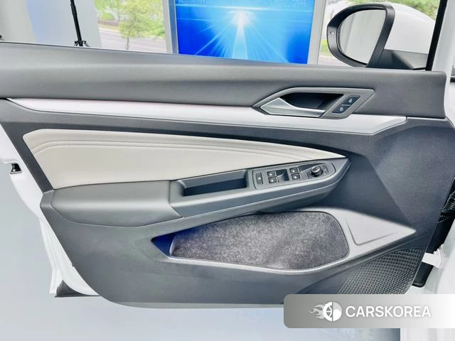 Volkswagen Golf id 4256212 из Китая 7