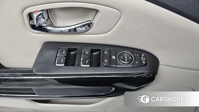 Kia The New Carnival id 3429150 из Кореи 7