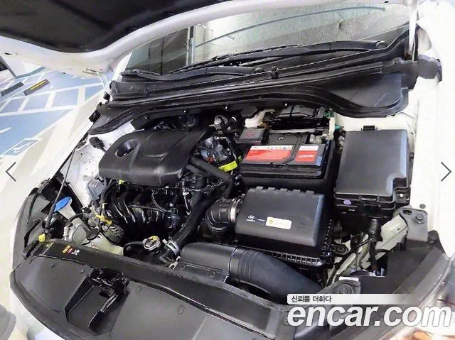 Hyundai Avante AD id 2827834 из Кореи 7