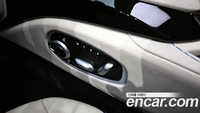 Aston Martin Vantage 2nd Generation id 2832014 из Кореи 7