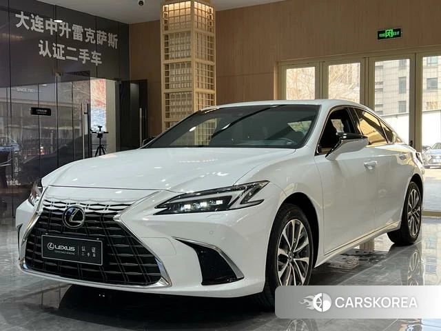Lexus ES id 3939457 из Китая 7