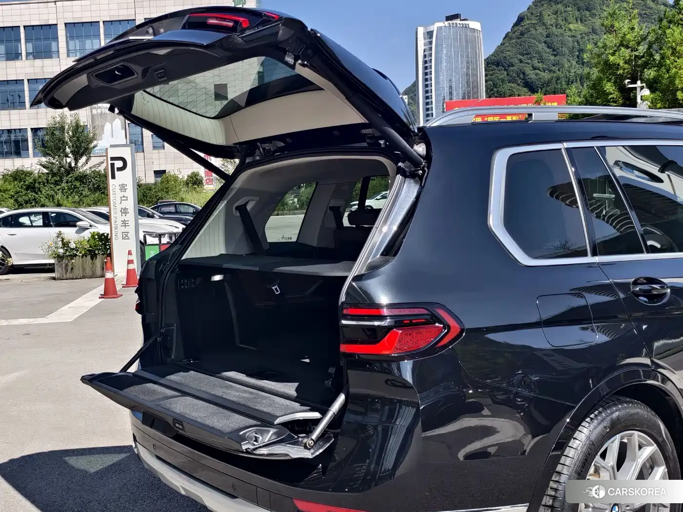 BMW X7 id 4583878 из Китая 7